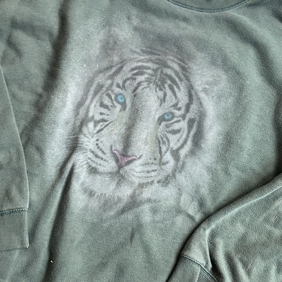 Oversized American Eagle Sweatshirt - Picture 3 of 3